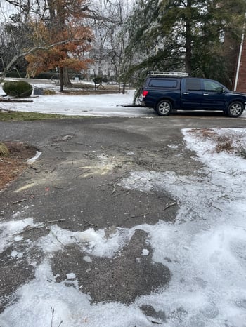 Ice storm recovery Nashville, Dallas & Tommy